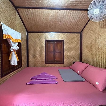 Pinks Bungalow Hotel Baan Tai Ngoại thất bức ảnh