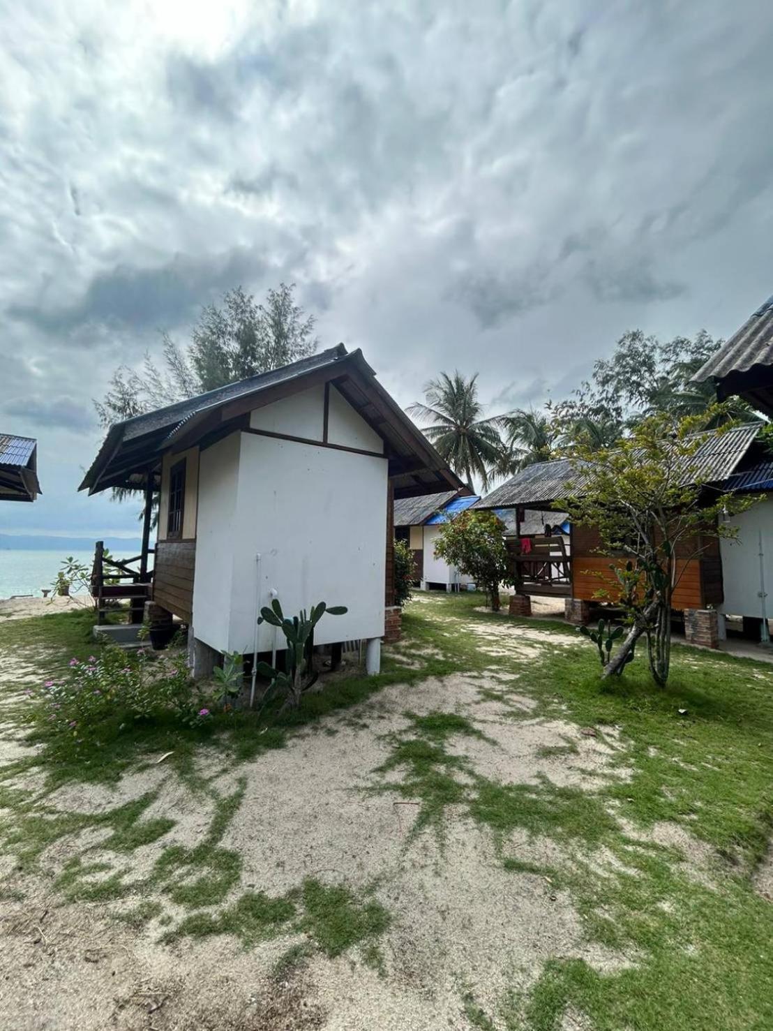 Pinks Bungalow Baan Tai Ngoại thất bức ảnh
